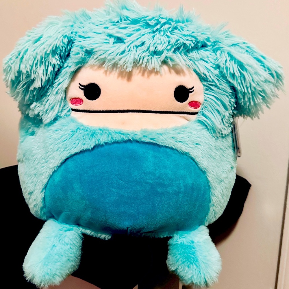 👣NWT Rare 12” Joelle, the Fuzz-A-Mallow Bigfoot, Original Squishmallow👣